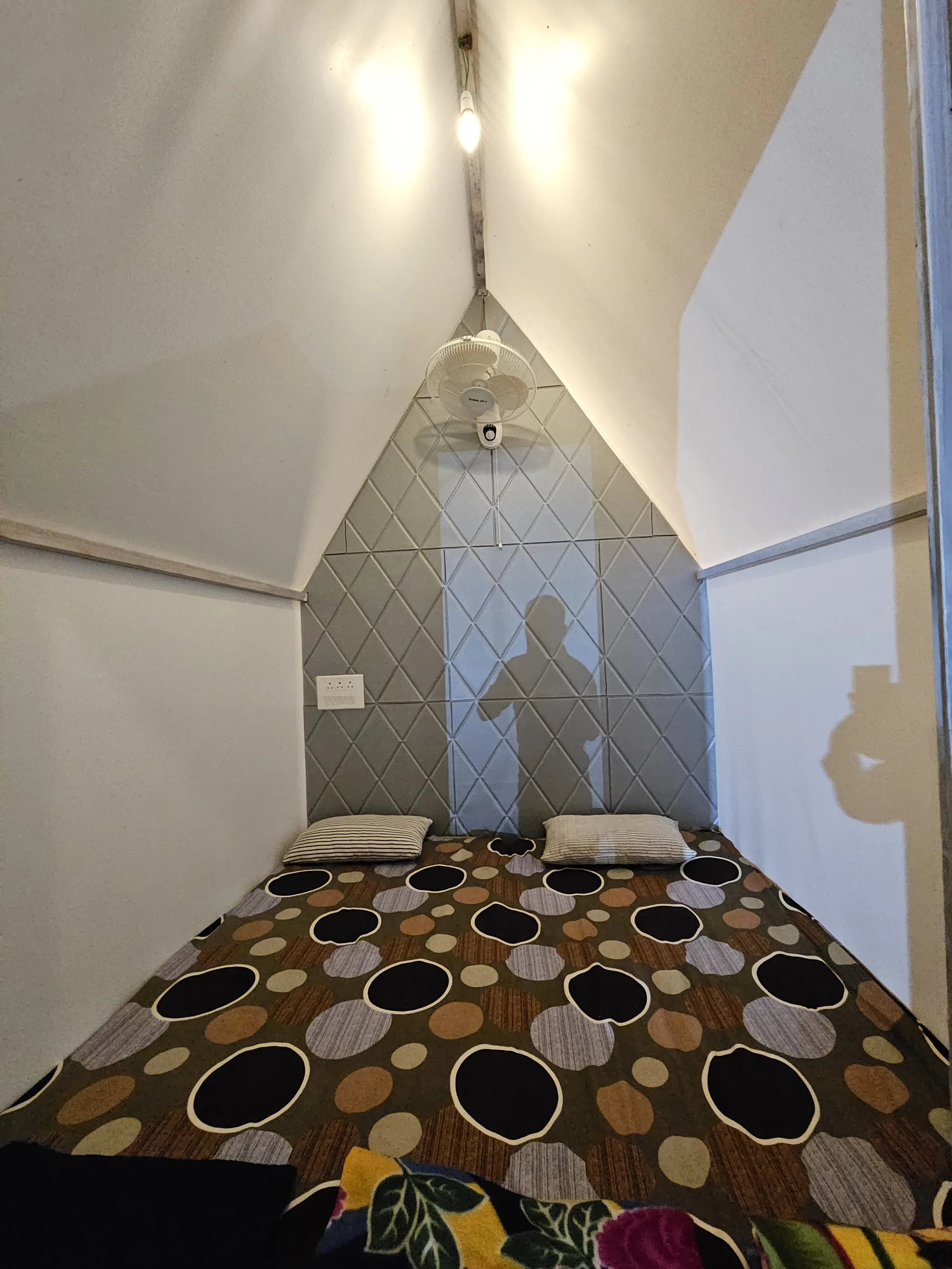 Triangle Tent - Image 4